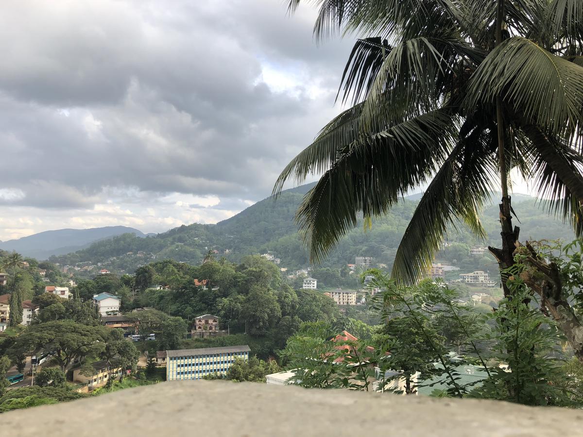 Villa Udawatta Kele Kandy Exterior foto
